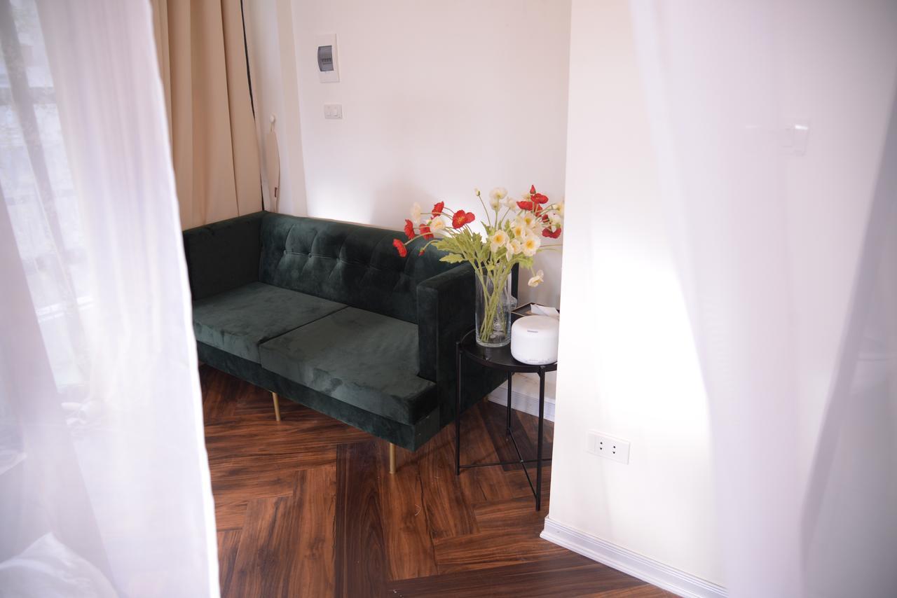 Chloe & Leo Boutique Homestay Ханой Екстериор снимка