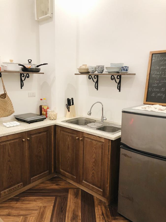 Chloe & Leo Boutique Homestay Ханой Екстериор снимка