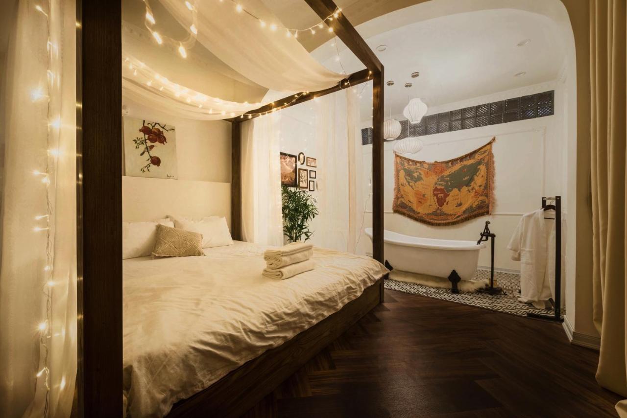 Chloe & Leo Boutique Homestay Ханой Екстериор снимка