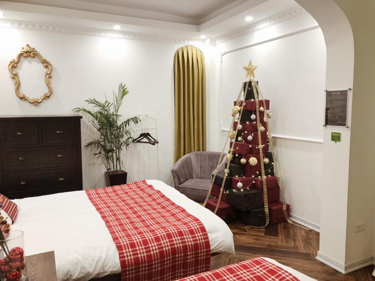 Chloe & Leo Boutique Homestay Ханой Екстериор снимка
