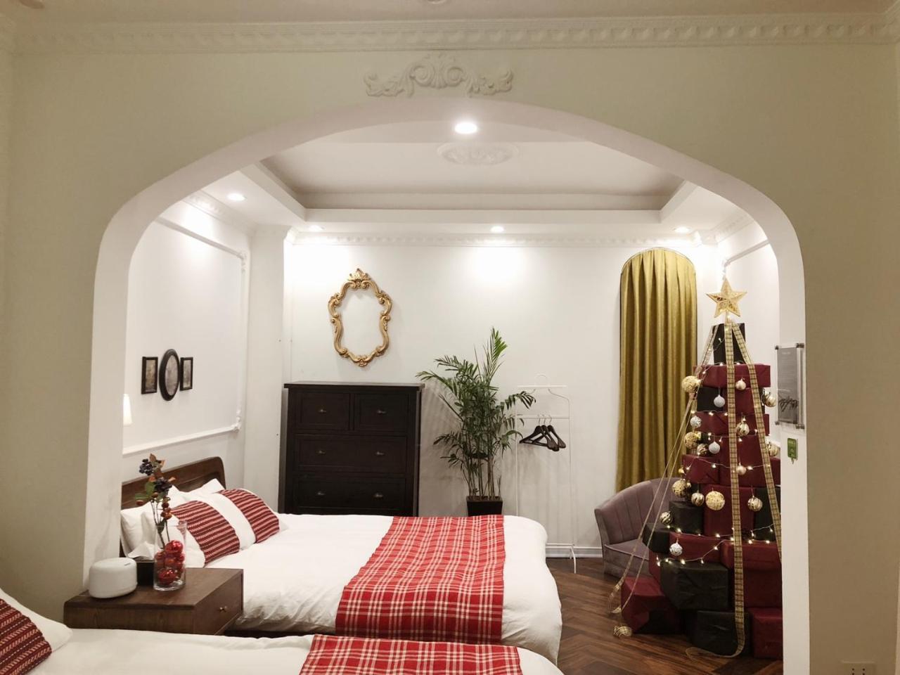 Chloe & Leo Boutique Homestay Ханой Екстериор снимка